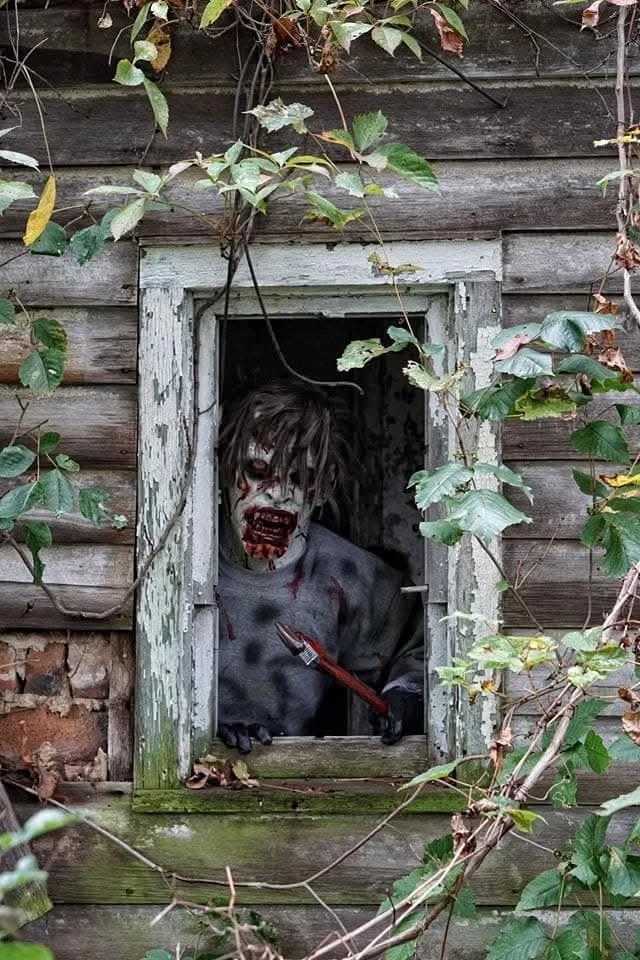 "Cellar Dweller" HD Studios Pro Mask 4 "Cellar Dweller" HD Studios Pro Mask - Image 4