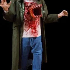 Chestburter Photo Op