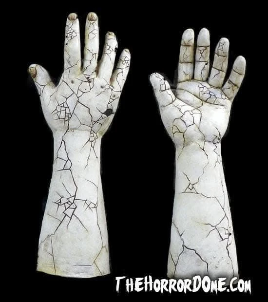 "Cracked Porcelain Doll" HD Studios Pro Costume 5 "Cracked Porcelain Doll" HD Studios Pro Costume - Image 5