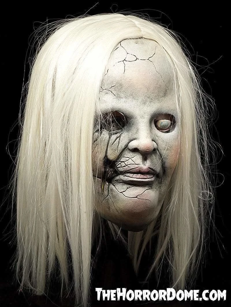 "Creepy Cora" HD Comfort Mask 1 "Creepy Cora" HD Comfort Mask