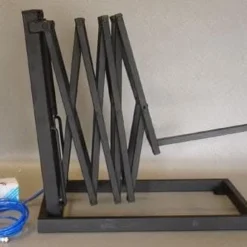 "Scissor Extender" Halloween Animatronic Mechanism