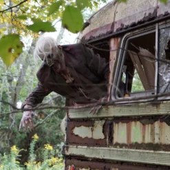 "Zombie Walker" HD Studios Pro Costume -Halloween Mask Shop zombie walker hd studios pro halloween costume 28425547218992